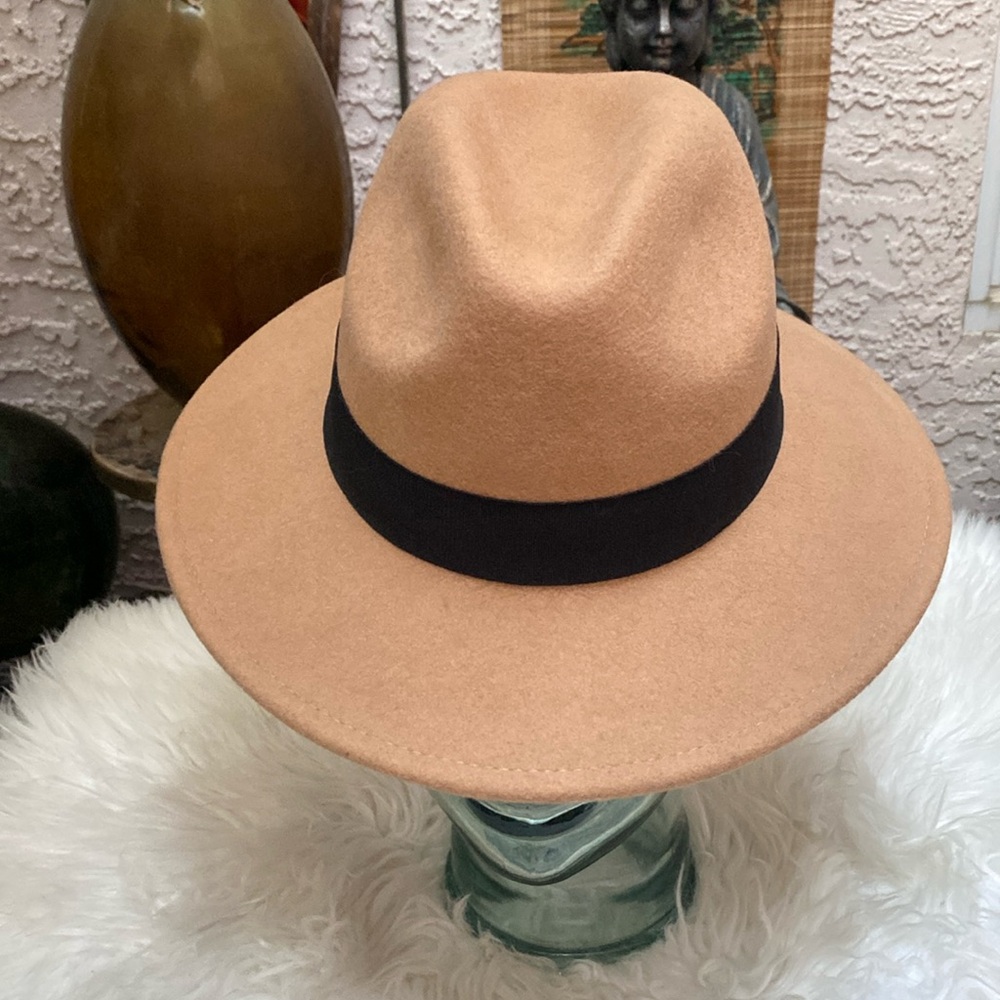 🤎🤎TAN WOOL FEDORA HAT🤎🤎